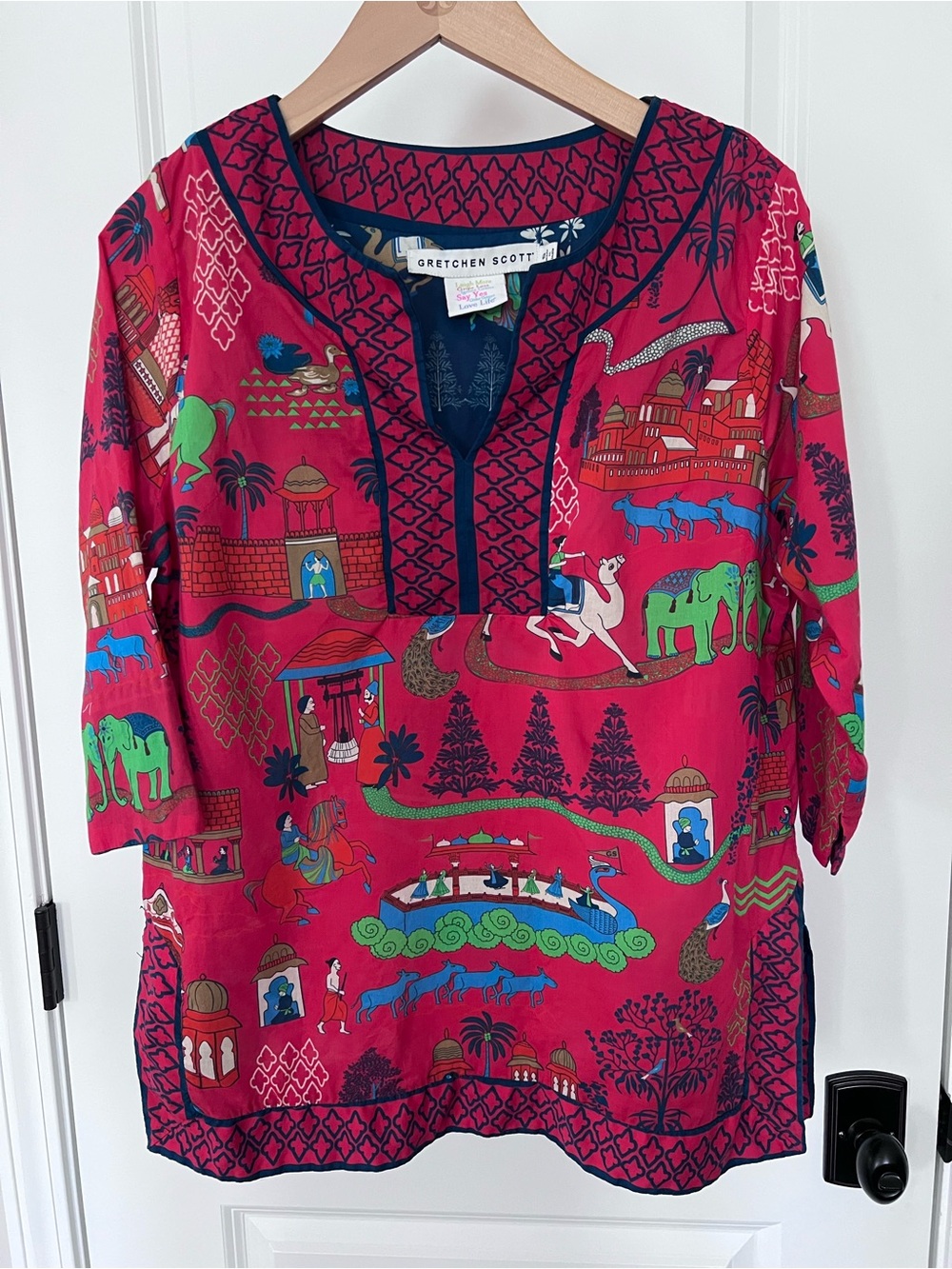 Gretchen Scott Red Print Tunic Top Size Small GUC